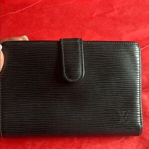 Louis Vuitton Textured Black Wallet